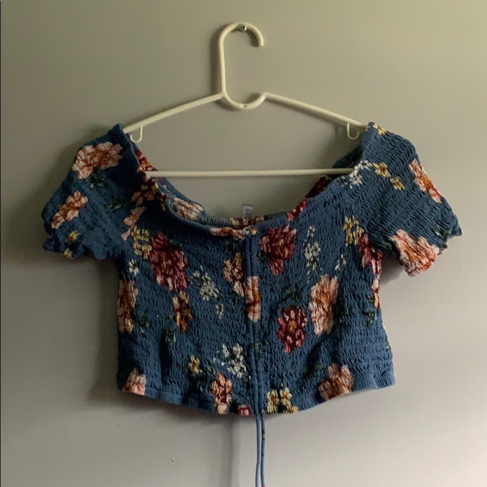 off shoulder shirt